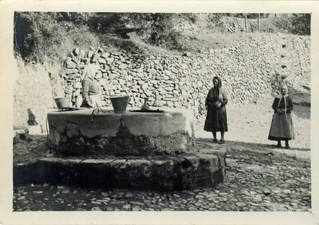 Women at the well near Christoforianika 