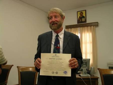 Professor Tim Gregory presented with Kythera's highest award. 