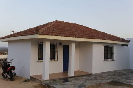 HOUSE TO RENT LONG OR SHORT TERM  . TRIFYLLIANIKA  walking distance to  potamos 